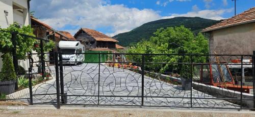 Stara Planina Apartment | Temački amanet