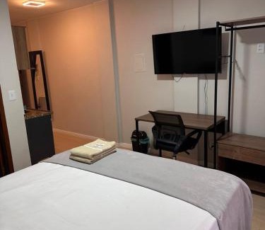 Sudoeste e Octogonal Apartment | Temporada - Kit Studio Ipê Branco - 101 - Sudoeste - Melhor Custo Benefício - Até 4 pessoas