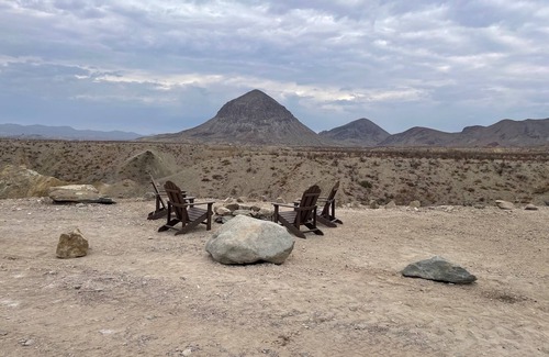 Study Butte-Terlingua Cabin | Ten Bits Ranch - Room #19 Lewis Land & Cattle Co.