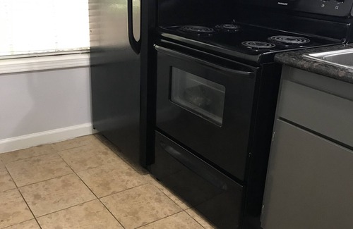 Garden Oaks Apartment | Ten to Zen