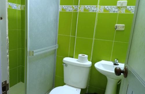 Tena House | Tena - 4 Beds - Sleeps 12 - Pet Friendly - Hot Tub