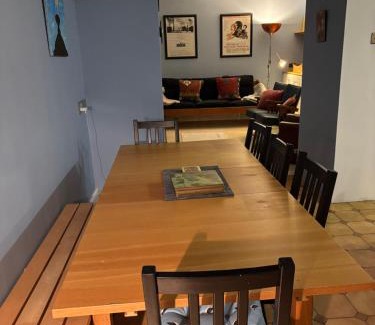 Tenby House | Tenby Victorian Villa with parking, pets allowed