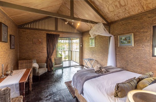 Die Barakke Cabin | Tenikwa Nature Lodge and Family Suites