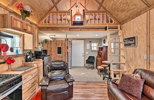Greenbrier Apartment | Tennessee Tiny Home ~ 24 Mi to Nashville