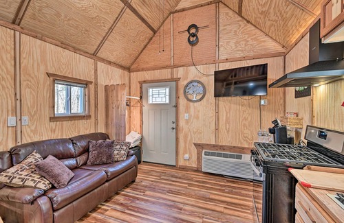 Greenbrier Apartment | Tennessee Tiny Home ~ 24 Mi to Nashville