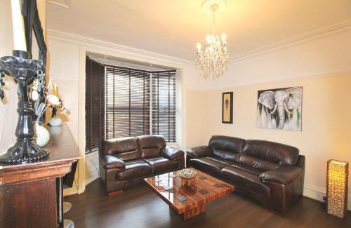 Lincoln House | Tennyson