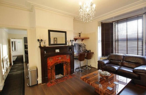 Lincoln House | Tennyson