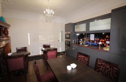 Lincoln House | Tennyson