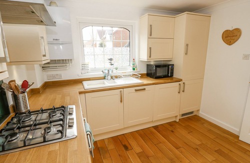 Totland Bay Cottage | Tennyson View