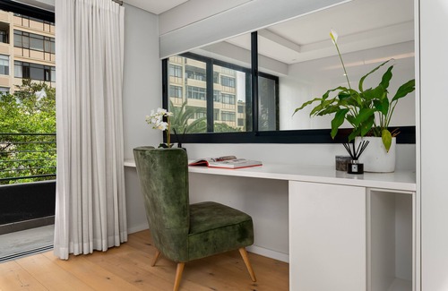 Sea Point Apartment | TenOnQ B6