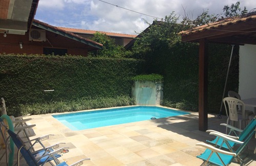 Tenorio House | Tenório Ubatuba. Charm, security and comfort with swimming pool 300 meters from the beach