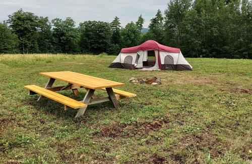 Pittsfield RV Rental | Tent camping sites in the country