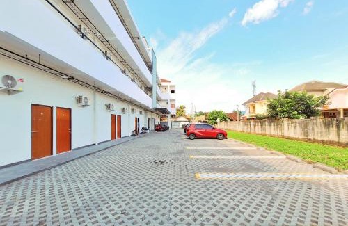 Depok Hotel | Tentram Guesthouse near Amikom Mitra RedDoorz