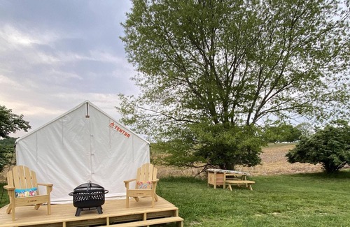 Bluff City RV Rental | Tentrr Signature Site - The Nest
