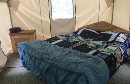 Canaan RV Rental | Tentrr Signature Site - The Lodge's Campsite