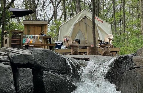 Oak Hill RV Rental | Tentrr Signature Site - Locust Grove