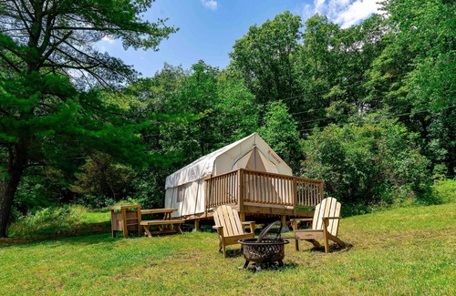 Ancram RV Rental | Tentrr State Park Site - Lake Taghkanic Lakeside Single - Site C