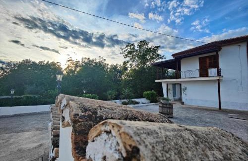 San Donato Val Di Comino Bed & Breakfast | Tenuta Le Pietre Bed & Breakfast