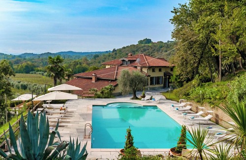 Salo Villa | Tenuta Navelli 12+2, Emma Villas