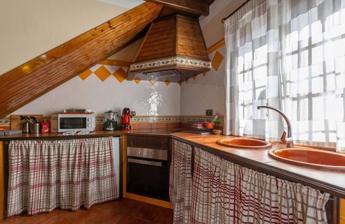 Montecorto Ski Chalet | TEON HOUSE WITH PRIVATE POOL