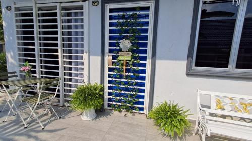 Batu Caves Apartment | Teratak Healing