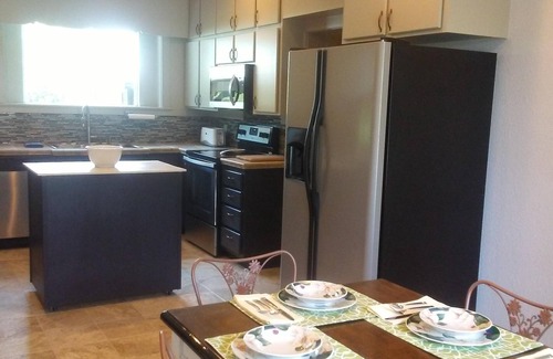 Fairhope House | Terra Firma, 3br, 2ba, smoke/vape-free, animal-free, adults only, sleeps 7