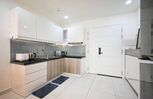 Phuong 8 Apartment | Terra Royal Luxury Vacation