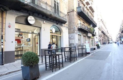 Centro Storico Apartment | Terrace In The Historic Center In Palermo Pino