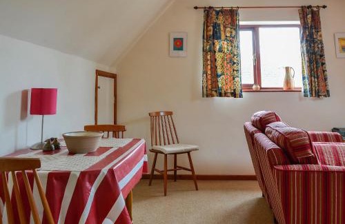 Bourton House | Terracotta