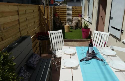 Berck-sur-Mer Apartment | TERRASSE -100 m PLAGE -parking moto-GRAND APPARTEMENT-8 PERS