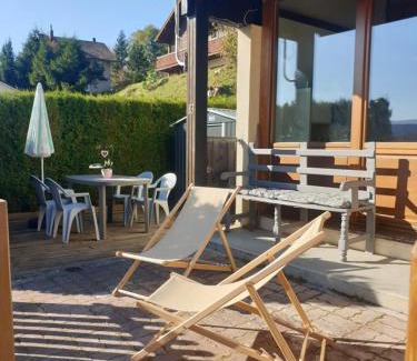 Les Hopitaux-Neufs Apartment | Terrasse des Monts - Duplex Indépendant de Charme