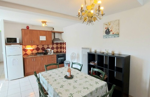 Latour-Bas-Elne Apartment | Terrasse Panoramique 6p 2ch Animaux Chéques Vacances Wifi Jardin Parking 2km mer
