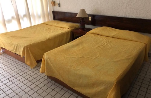 Ixtapa Hotel | Terrific hotel with AC in Ixtapa Zihuatanejo