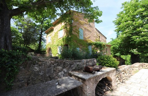 Le Val House | Terrubi Villa Jusqu'à 8 Couchages - Piscine Privée - Tennis en Provence Verte