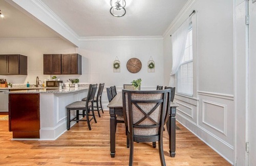Terry Sanford Apartment | Terry Sanford Guest House A