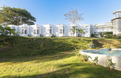 Boca Corona Villa | testing short descriptions