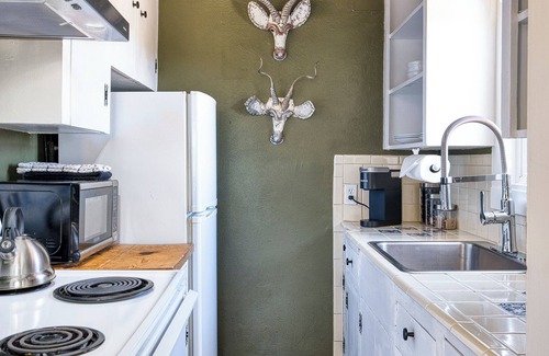 Tesuque Bed & Breakfast | Tesuque Outpost| Casita E & F| Best views Santa Fe