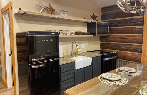 Columbia Falls Cabin | Teton Cabin- Columbia Mountain Ranch