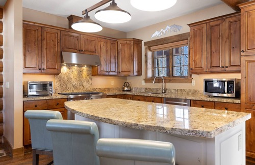 Victor Cabin | Teton Springs Lodge & Spa is a all-season luxury resort on the 'quiet side of the Tetons'