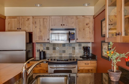 Victor Hotel | Teton Springs Lodge & Spa is a all-season luxury resort on the 'quiet side of the Tetons'