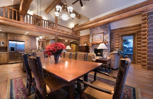 Victor Cabin | TetonCabin with hot tub and ac