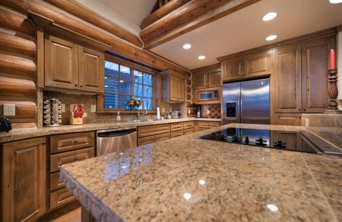 Victor Cabin | TetonCabin with hot tub and ac