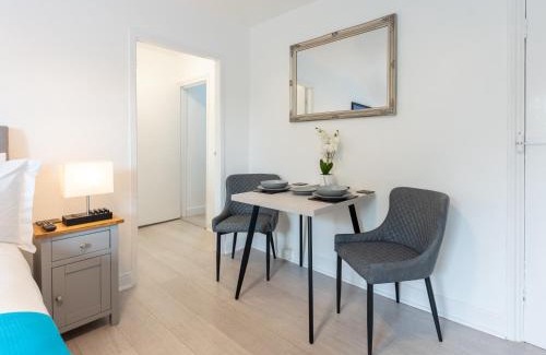 Wolverhampton Apartment | Tettenhall Lodge Studio