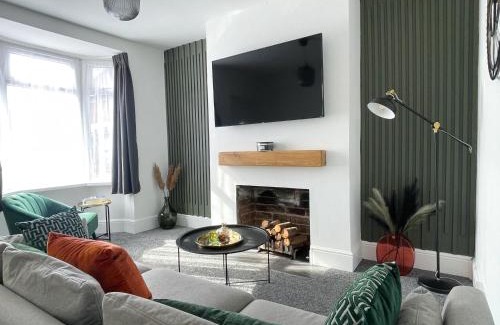 Tettenhall House | Tettenhall Village Townhouse