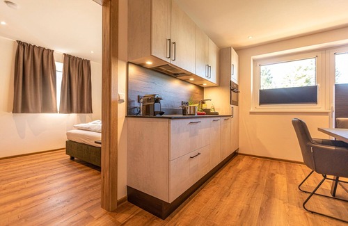 Schuttdorf Apartment | Tevini Boutique Suites - Apartment Earth