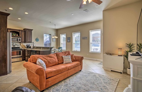 South Padre Island Apartment | Texas Condo w/Outdoor Pools - Walk to Beach!