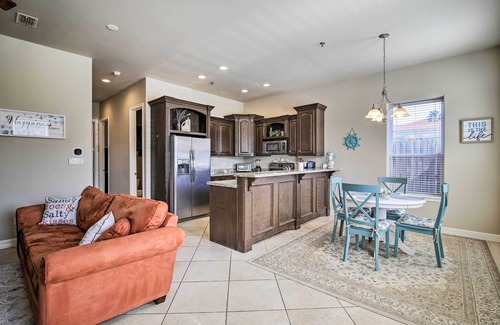 South Padre Island Apartment | Texas Condo w/Outdoor Pools - Walk to Beach!