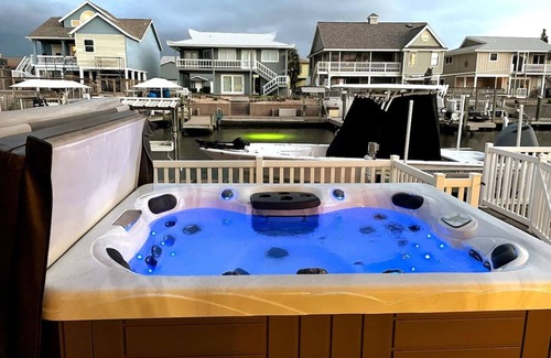 City-by-the Sea House | Texas Grand Slam Spa