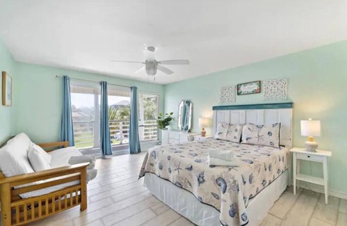 Pirates Beach House | Texas vacation home with huge yard and pool, close to beach