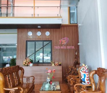 Moc Chau Hotel | Thái Sơn Hotel Mộc Châu